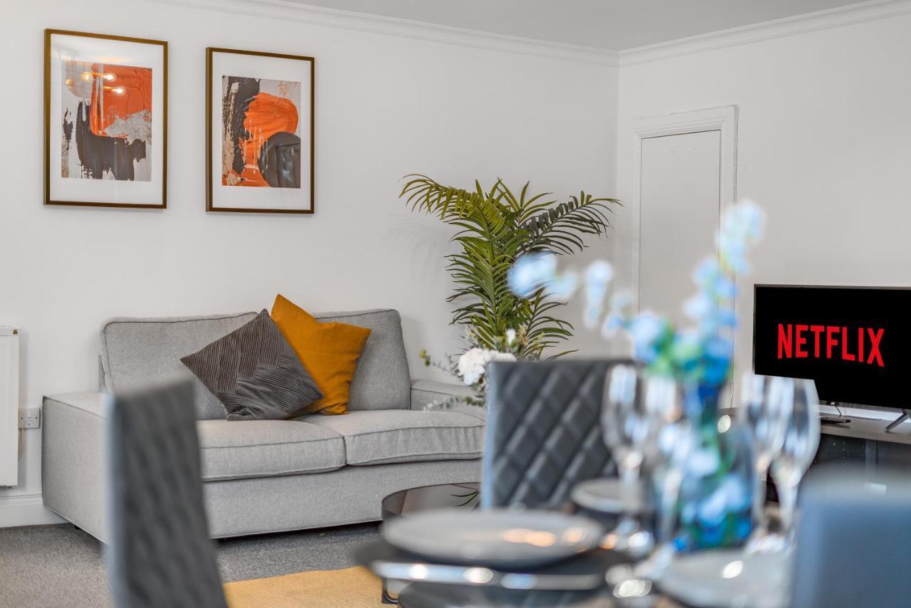 Modern, City Centre -2 Bedroom Apartments Reading Eksteriør bilde