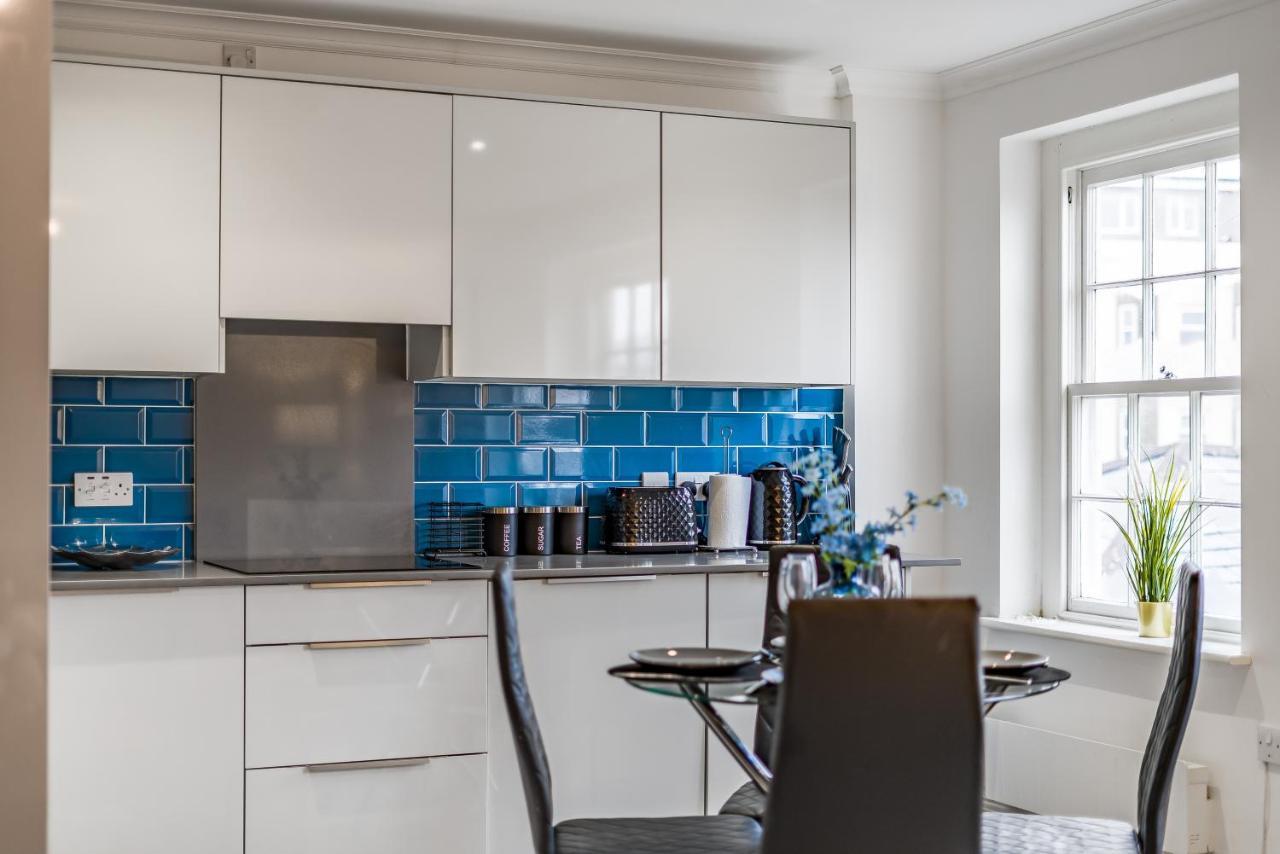 Modern, City Centre -2 Bedroom Apartments Reading Eksteriør bilde