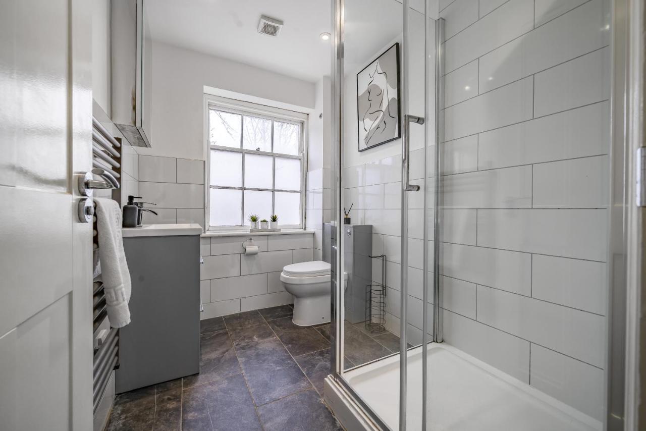 Modern, City Centre -2 Bedroom Apartments Reading Eksteriør bilde
