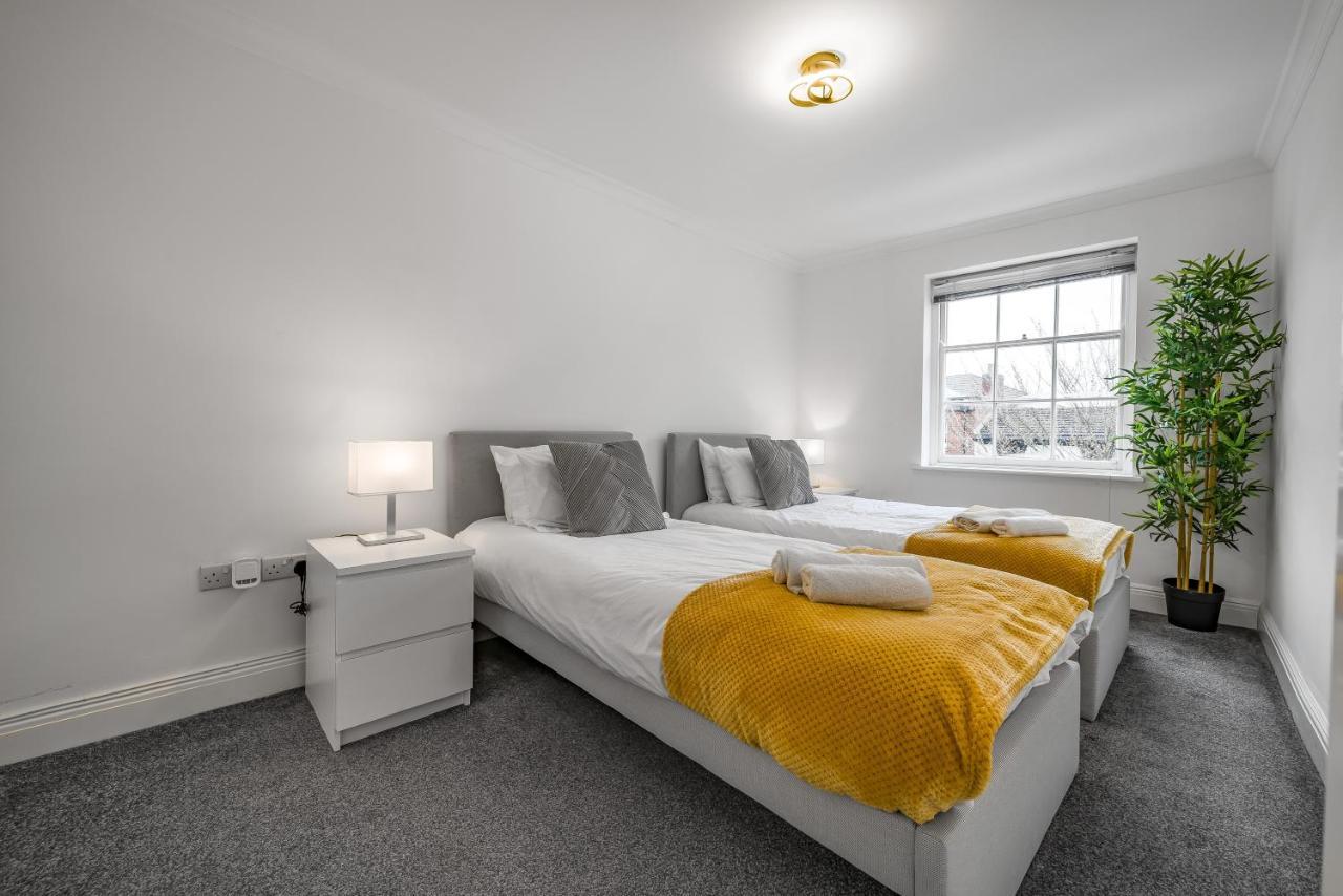 Modern, City Centre -2 Bedroom Apartments Reading Eksteriør bilde